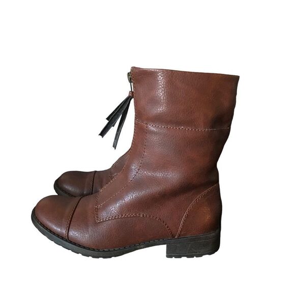 G.H. Bass & Co Boots Woman’s Size 7 - Picture 2 of 10